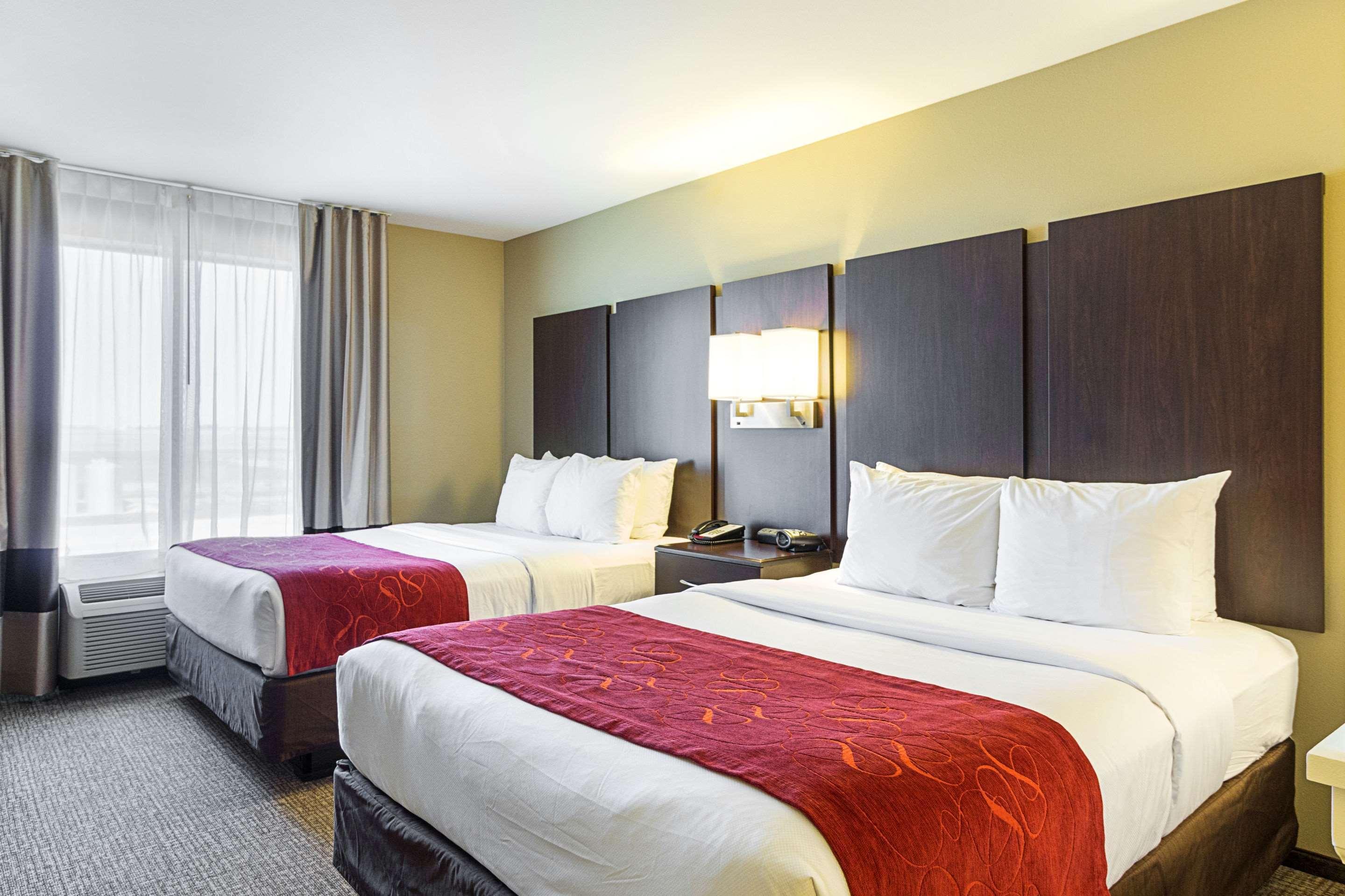 Comfort Suites & Conference Center Worthington Eksteriør billede
