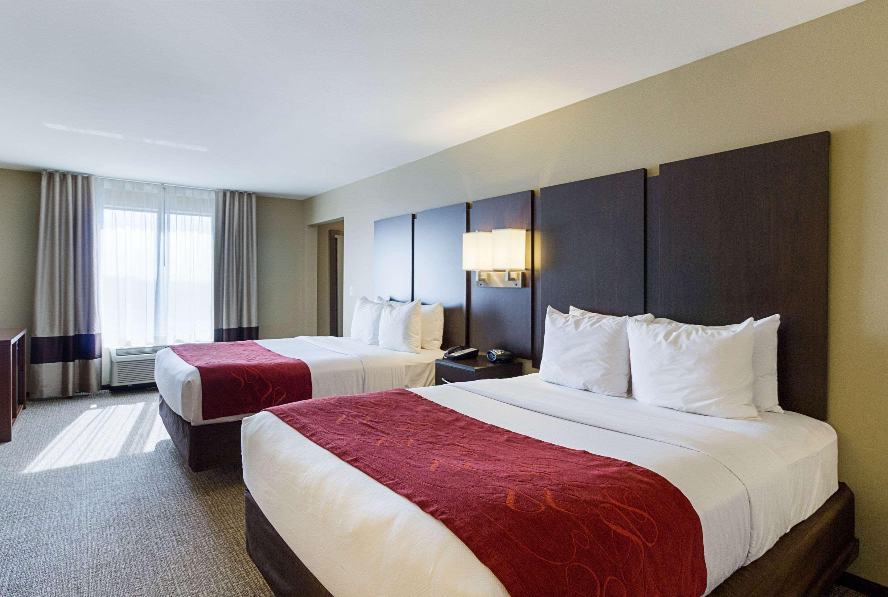 Comfort Suites & Conference Center Worthington Eksteriør billede