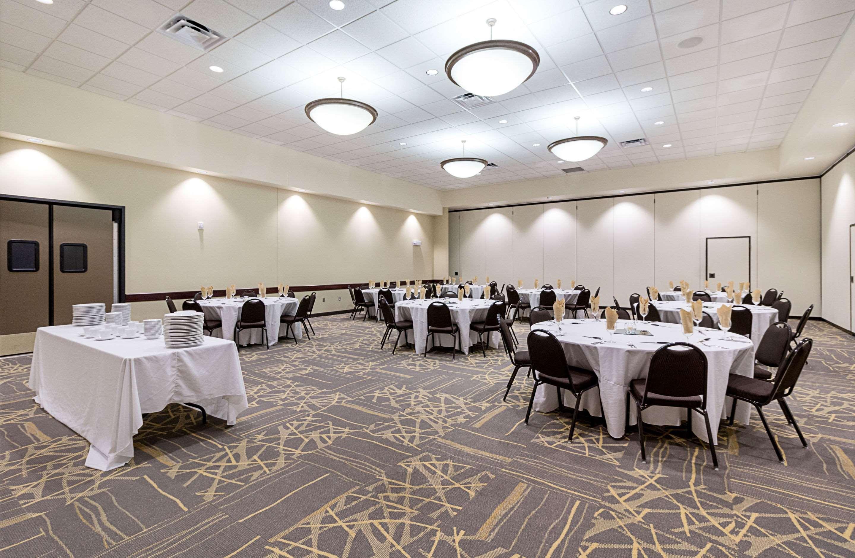Comfort Suites & Conference Center Worthington Eksteriør billede